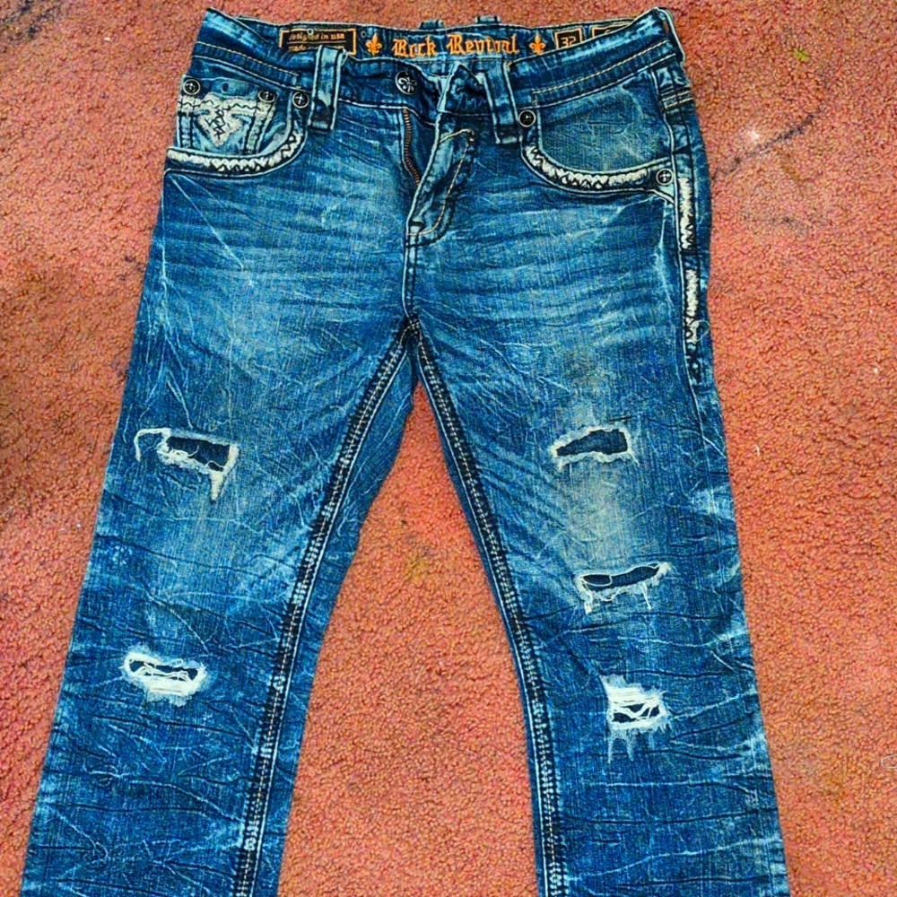 men's rock revival jeans size 32 barely worn